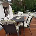 Wolf Apartment *